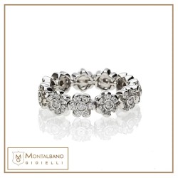 Anello fiorellini con brillanti